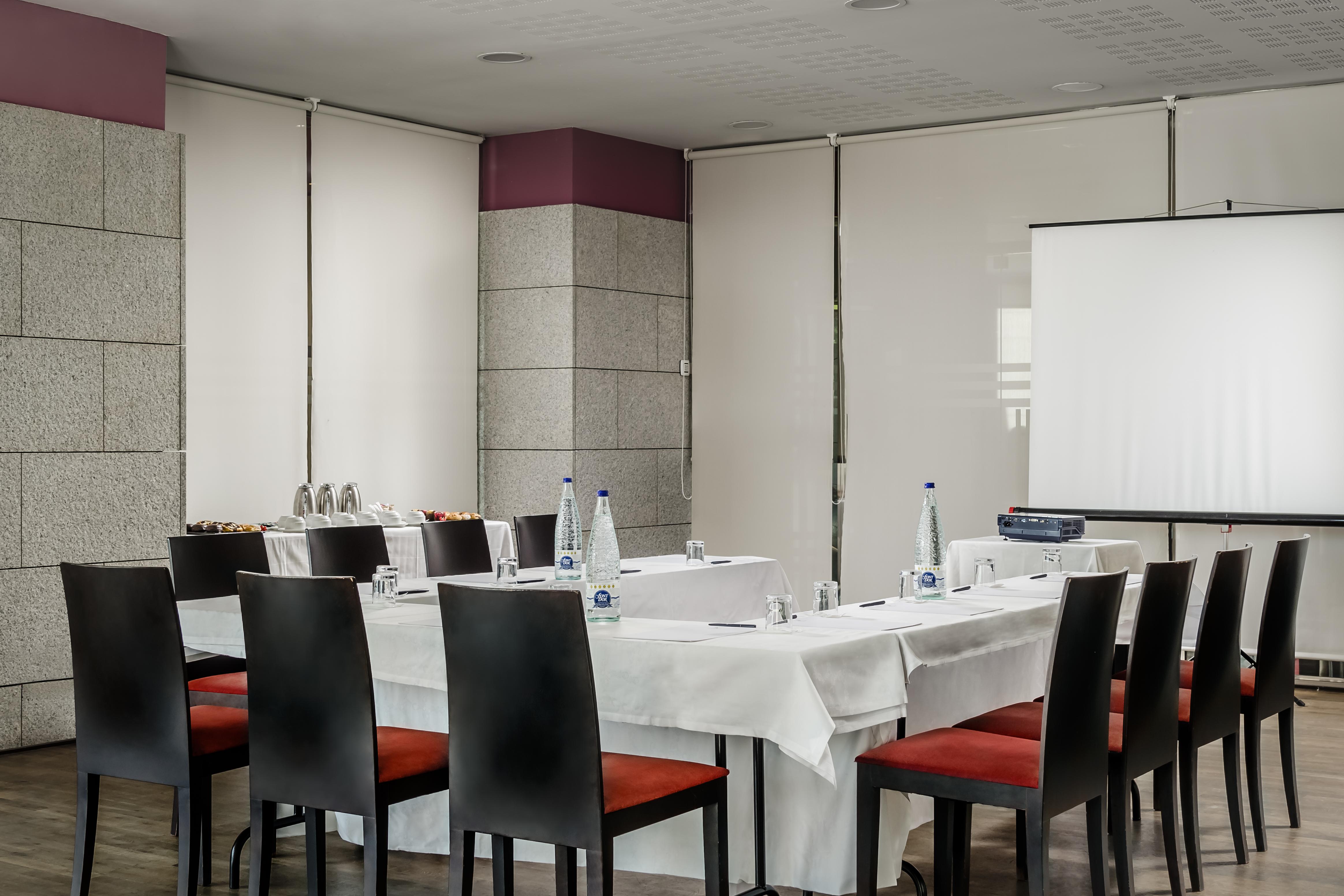 Eurostars Reina Felicia Hotel Jaca Exterior photo