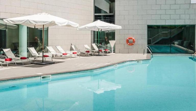 Eurostars Reina Felicia Hotel Jaca Exterior photo